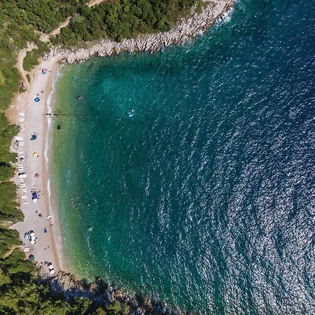 3 Bedroom Lovely In Rabac
